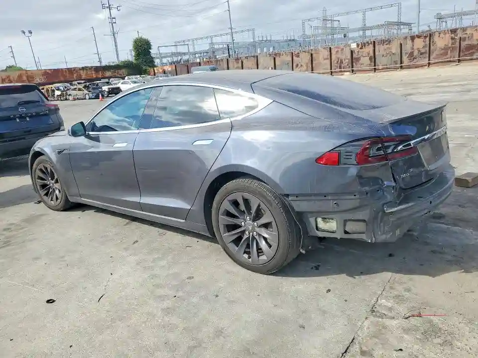 5YJSA1E26HF219371 2017 TESLA MODEL S-1