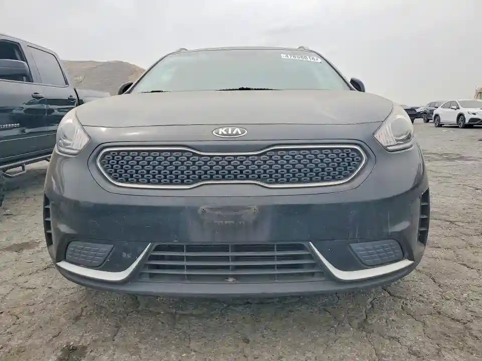 KNDCB3LCXK5350787 2019 KIA NIRO-4