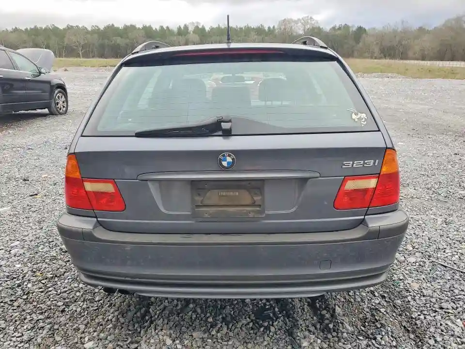 WBAAR3349YJM02855 2013 BMW 3 SERIES-5