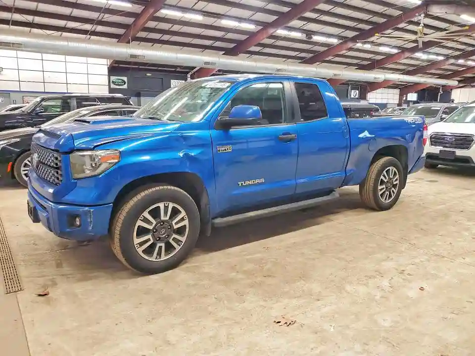 5TFUY5F12JX760088 2018 TOYOTA TUNDRA-0