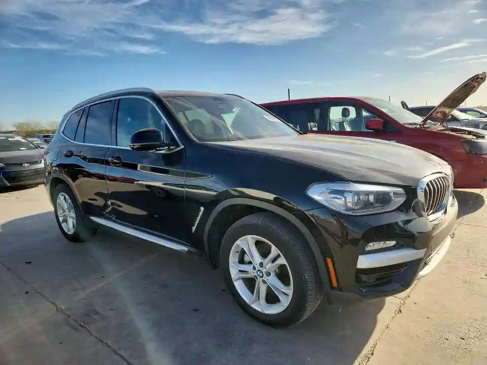 5UXTR7C51KLR43775 2019 BMW X3-3