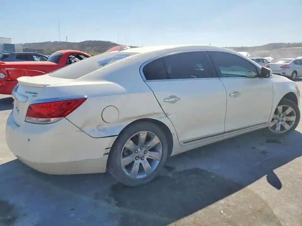 1G4GC5EC5BF202236 2011 BUICK LACROSSE C-2