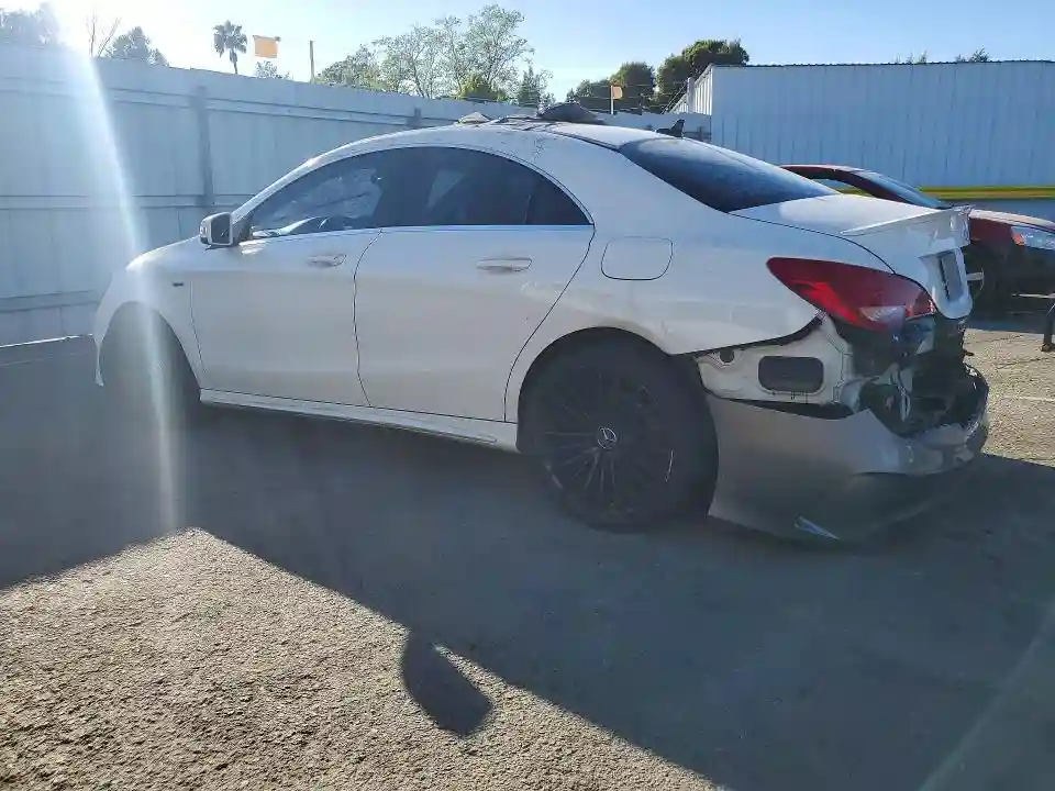 WDDSJ4EB9FN284429 2015 MERCEDES-BENZ CLA-CLASS-1