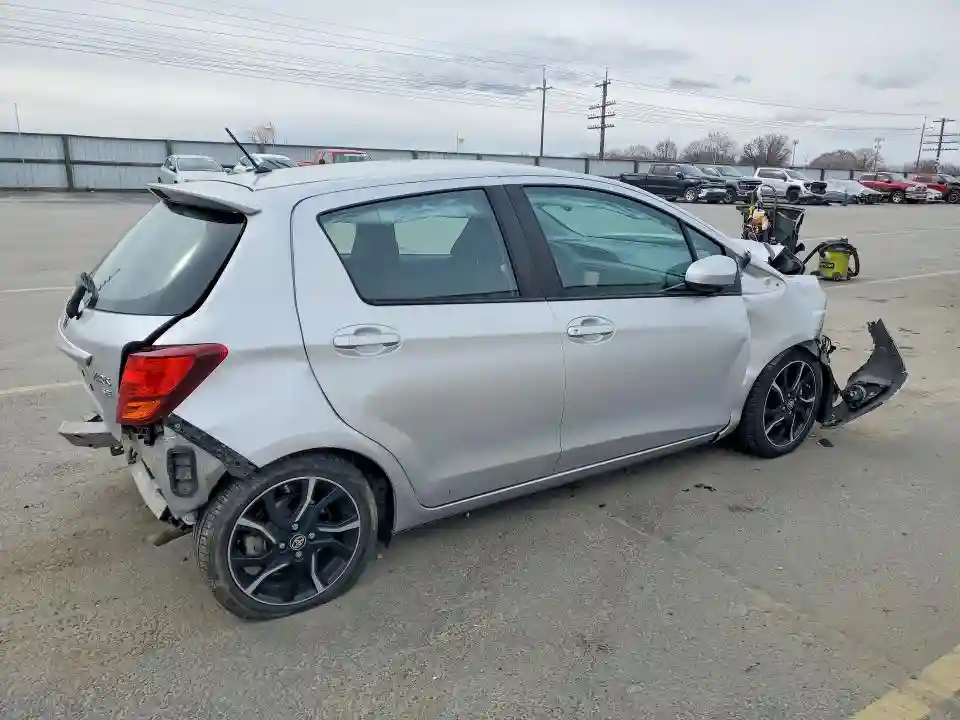 VNKKTUD38GA064097 2016 TOYOTA YARIS-2