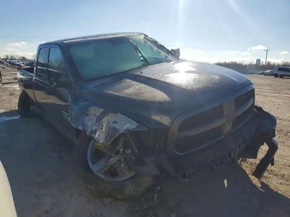 1C6RR7FT5GS129882 2016 RAM 1500-3