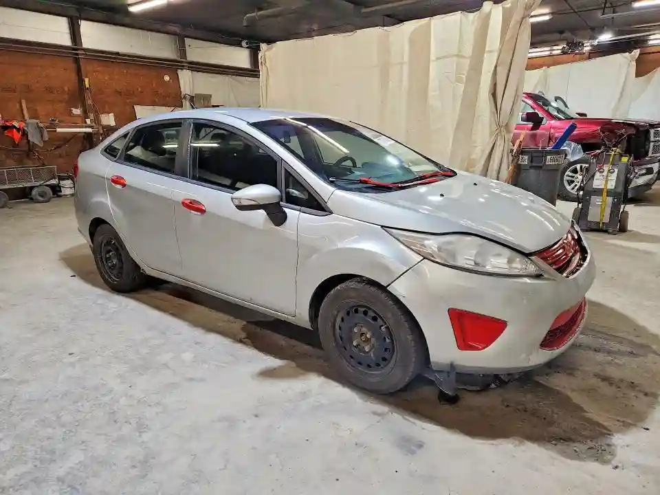 3FADP4BJ8DM207383 2013 FORD FIESTA-3