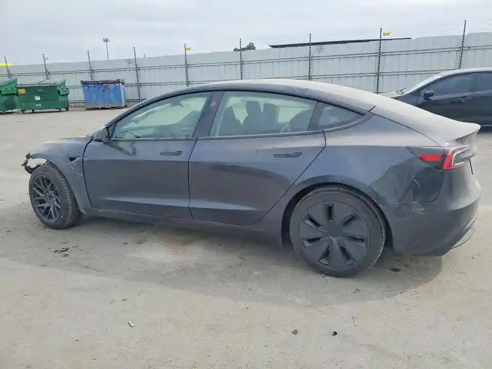 5YJ3E1EA3SF993097 2025 TESLA MODEL 3-1
