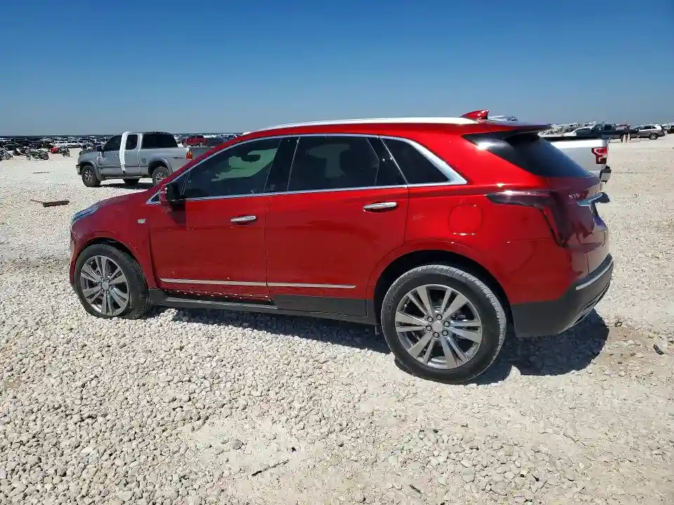 1GYKNCRS4SZ134938 2025 CADILLAC XT5-1