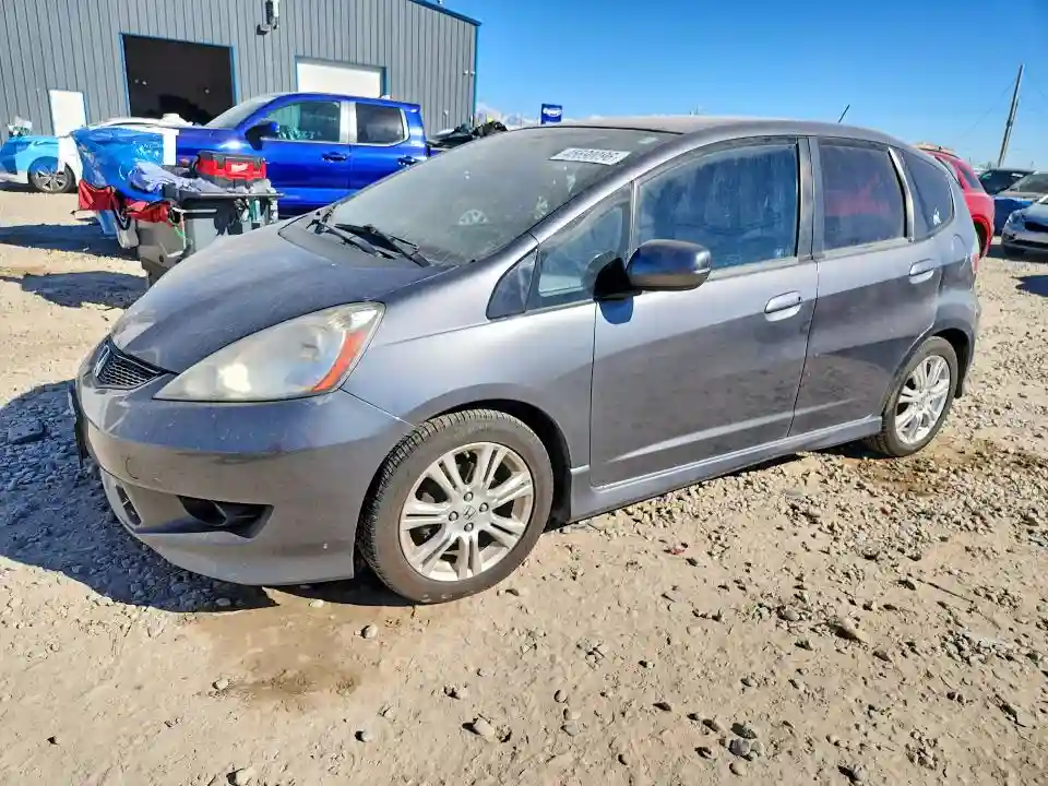 JHMGE8H55BC011915 2011 HONDA FIT-0
