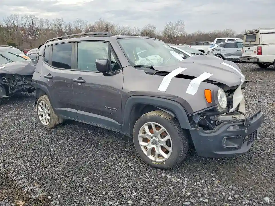 ZACCJBBB3JPH12695 2018 JEEP RENEGADE-3