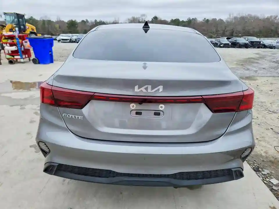 3KPF24AD2NE481011 2022 KIA FORTE-5