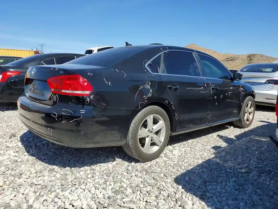 1VWBP7A39DC090210 2013 VOLKSWAGEN PASSAT-2