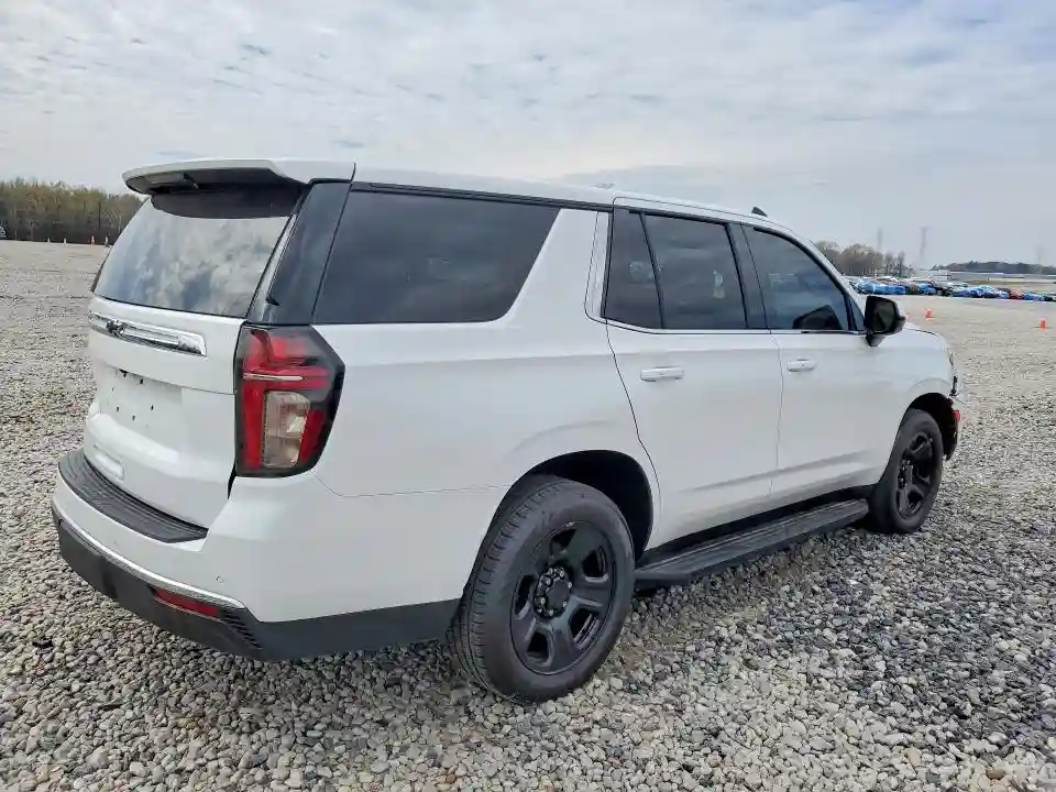 1GNSCLED9NR247816 2022 CHEVROLET TAHOE-2