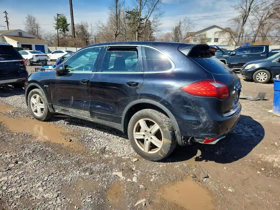 WP1AE2A27BLA93603 2011 PORSCHE CAYENNE-1
