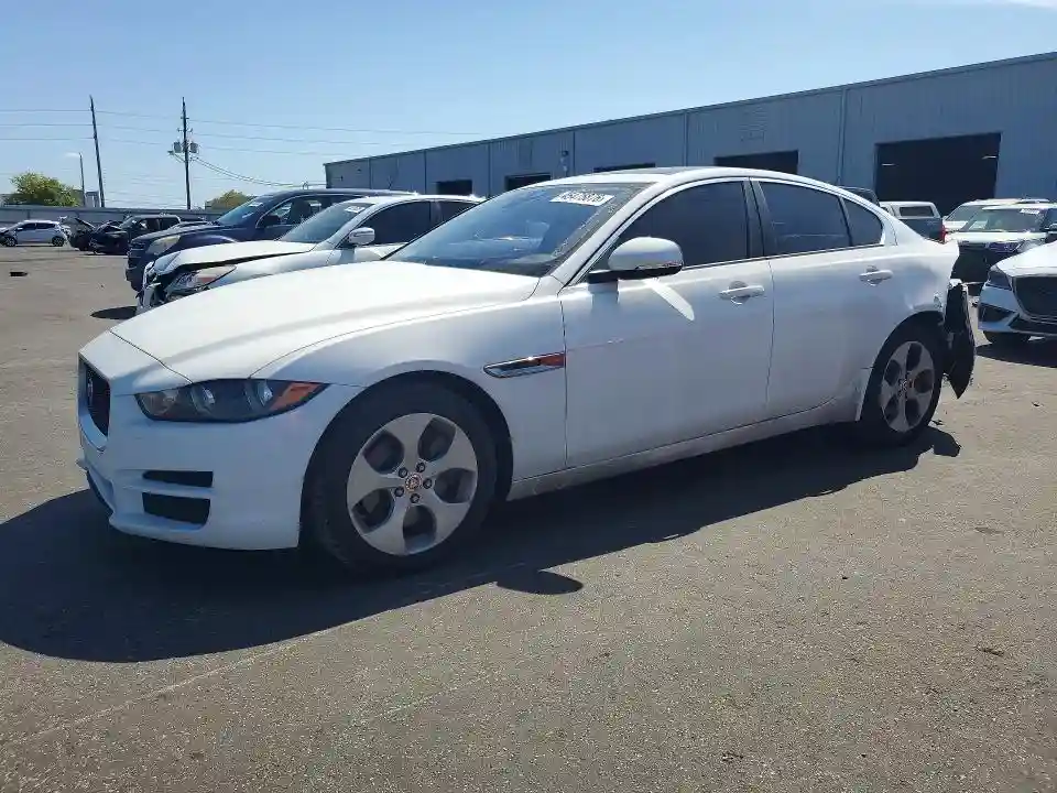 SAJAR4FX3JCP23767 2018 JAGUAR XE-0