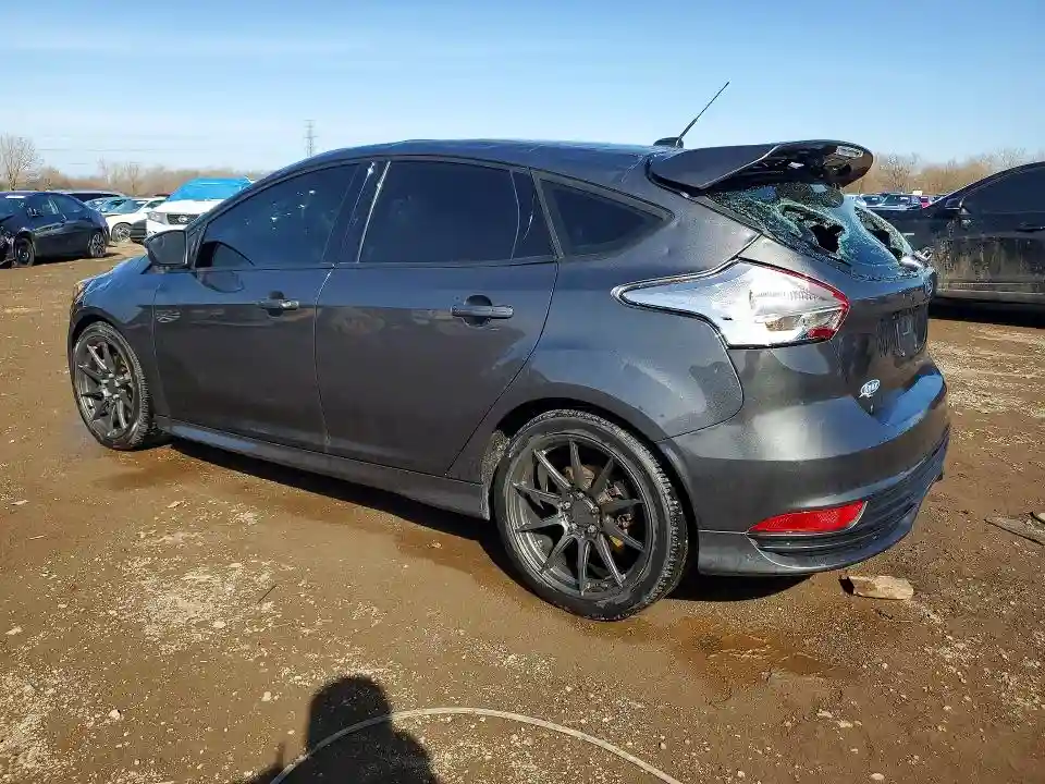 1FADP3L94JL320100 2018 FORD FOCUS-1
