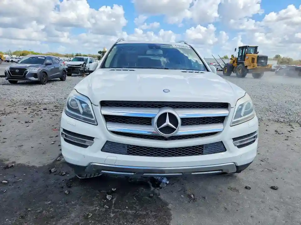 4JGDF6EE7GA705451 2016 MERCEDES-BENZ GL-CLASS-4