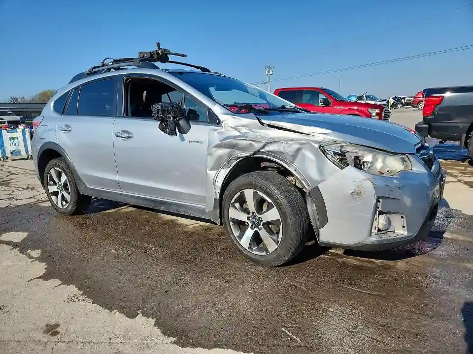 JF2GPBLC3GH260417 2016 SUBARU CROSSTREK-3