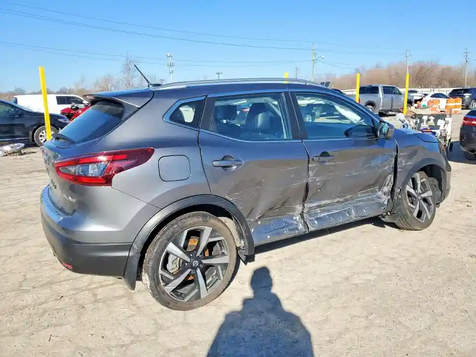 JN1BJ1CW0NW494380 2022 NISSAN ROGUE SPORT-2