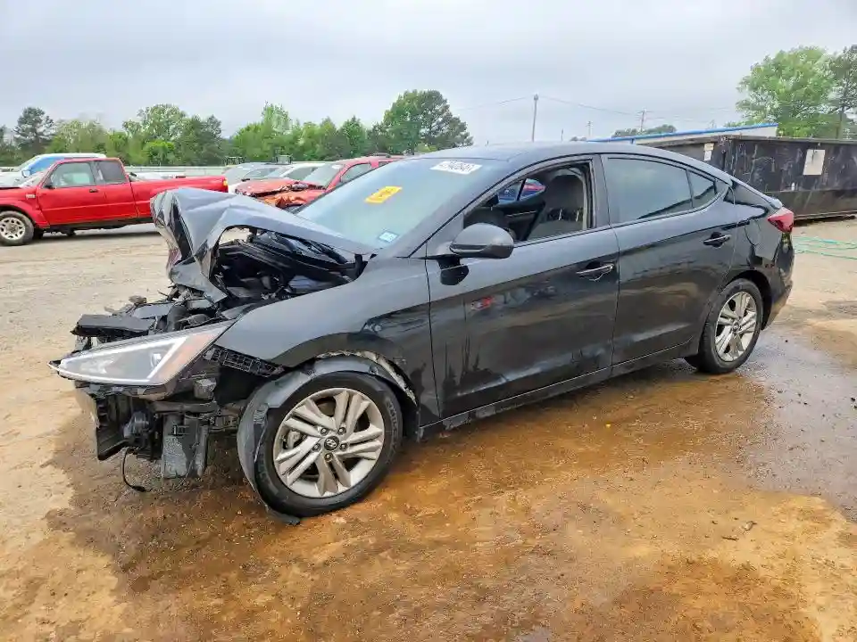 KMHD84LF0LU067823 2020 HYUNDAI ELANTRA-0