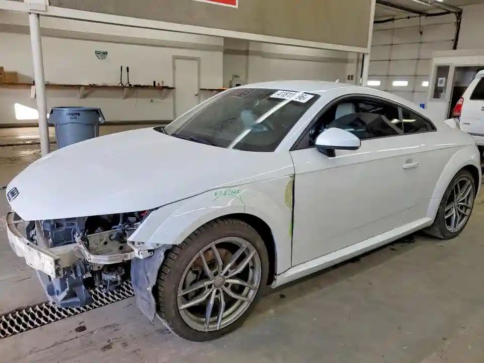 TRUC5AFV0J1013906 2018 AUDI TT-0