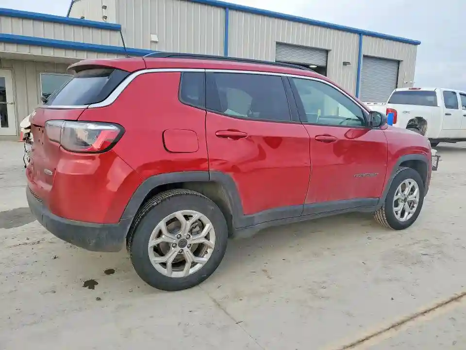 3C4NJDBN6ST570853 2025 JEEP COMPASS-2