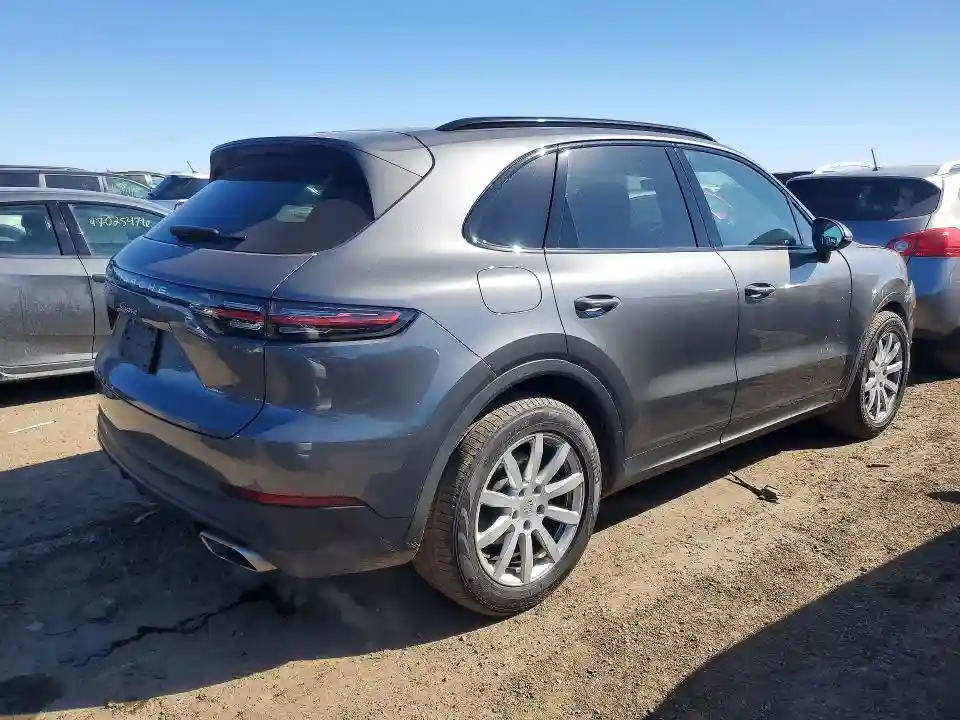 WP1AA2AY6LDA00887 2020 PORSCHE CAYENNE-2