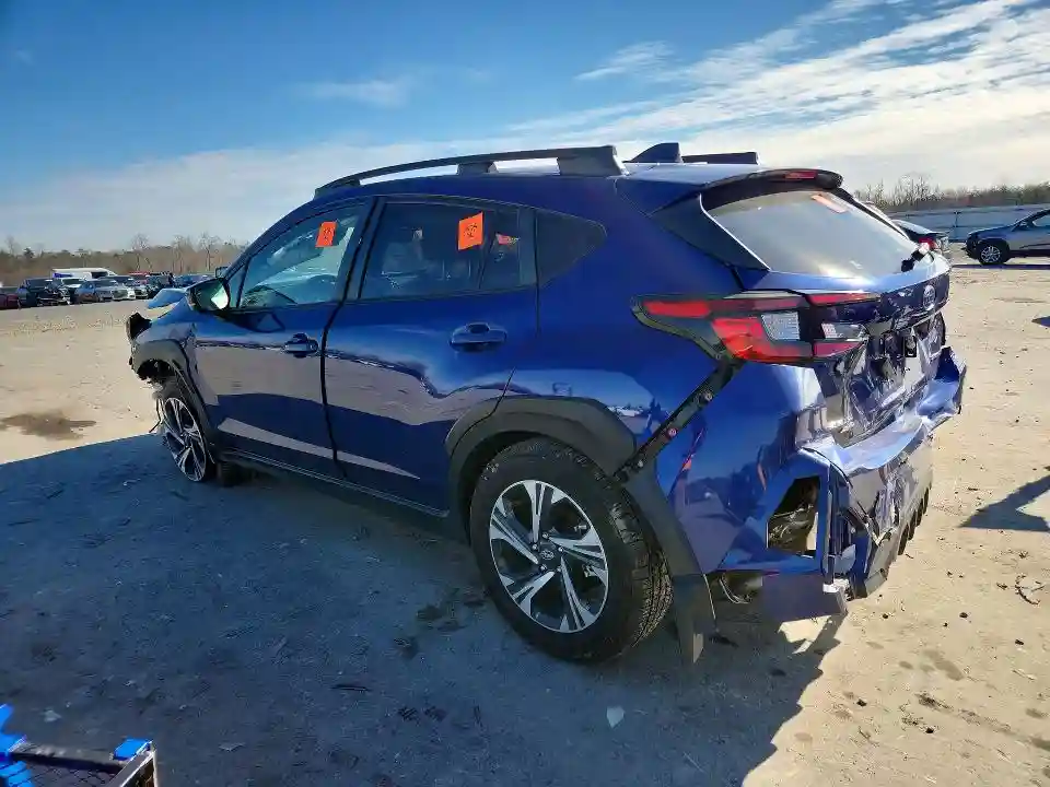 JF2GUADC1R8256516 2024 SUBARU CROSSTREK-1