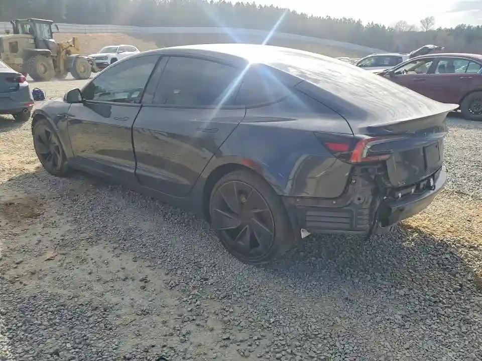 5YJ3E1ET8SF939313 2025 TESLA MODEL 3-1