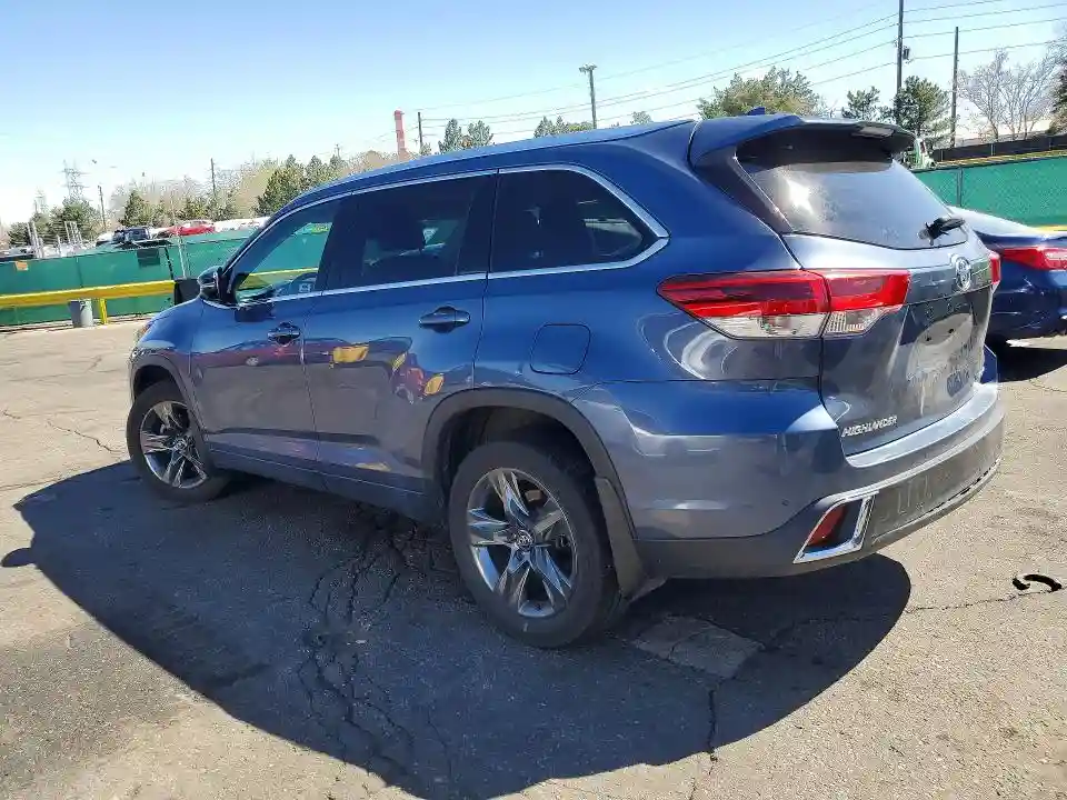 5TDDZRFH1JS907928 2018 TOYOTA HIGHLANDER-1