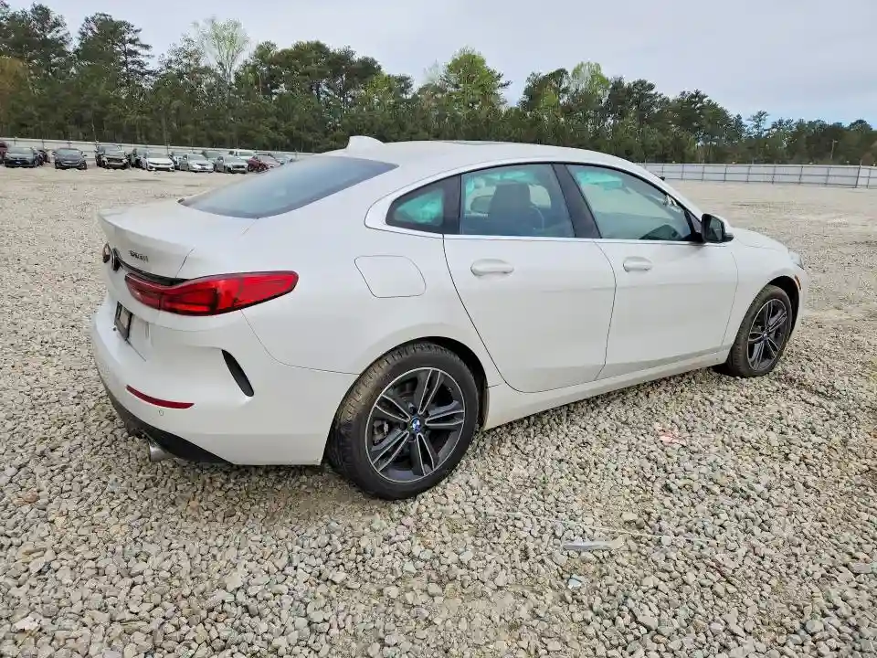 WBA73AK09R7N11653 2024 BMW 2 SERIES-2