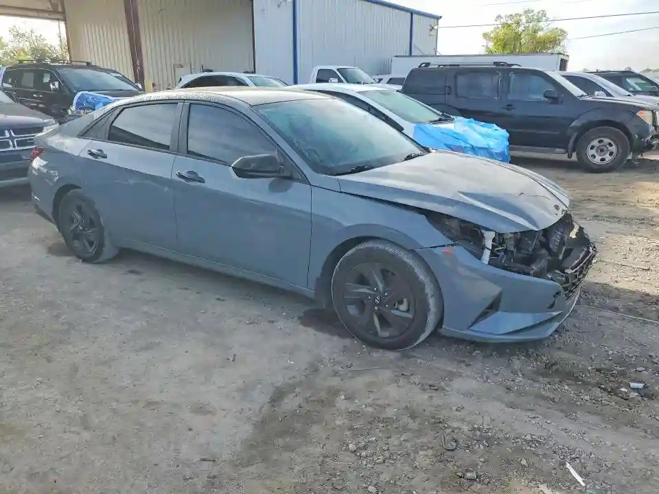 KMHLM4AG9NU328694 2022 HYUNDAI ELANTRA-3