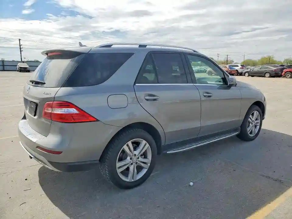 4JGDA5HB5FA618737 2015 MERCEDES BENZ M-CLASS-2
