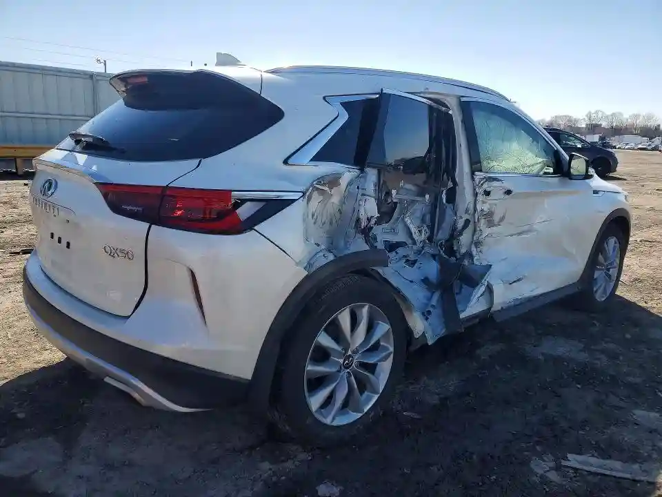 3PCAJ5BA7MF106828 2021 INFINITI QX50-2