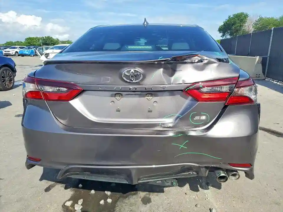 4T1G11AK9NU646893 2022 TOYOTA CAMRY-5