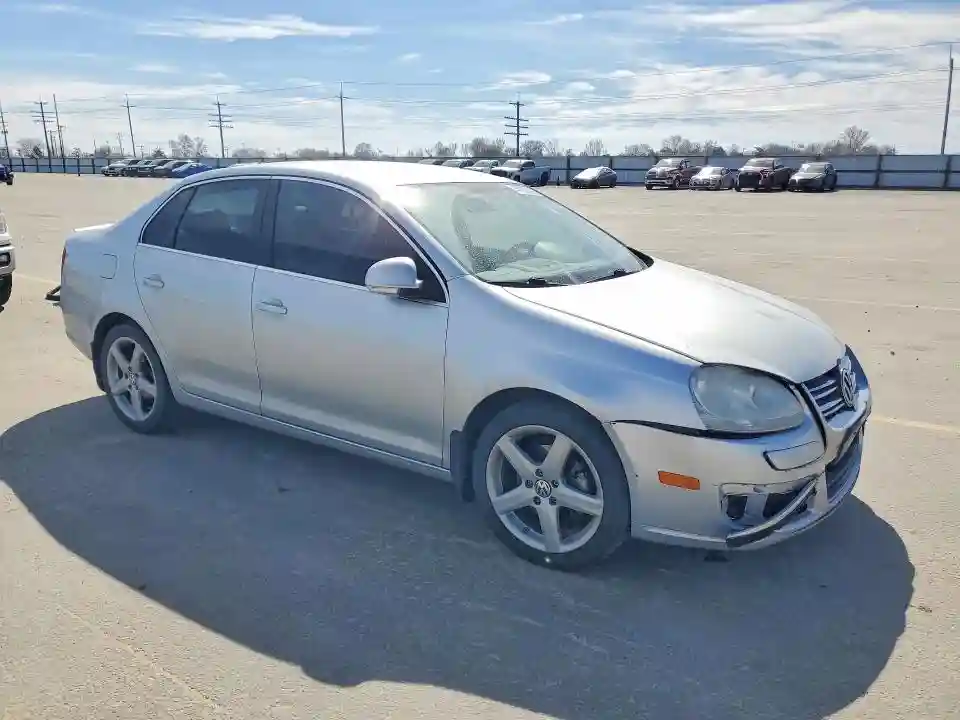 3VWAL8AJ1AM031772 2010 VOLKSWAGEN JETTA-3
