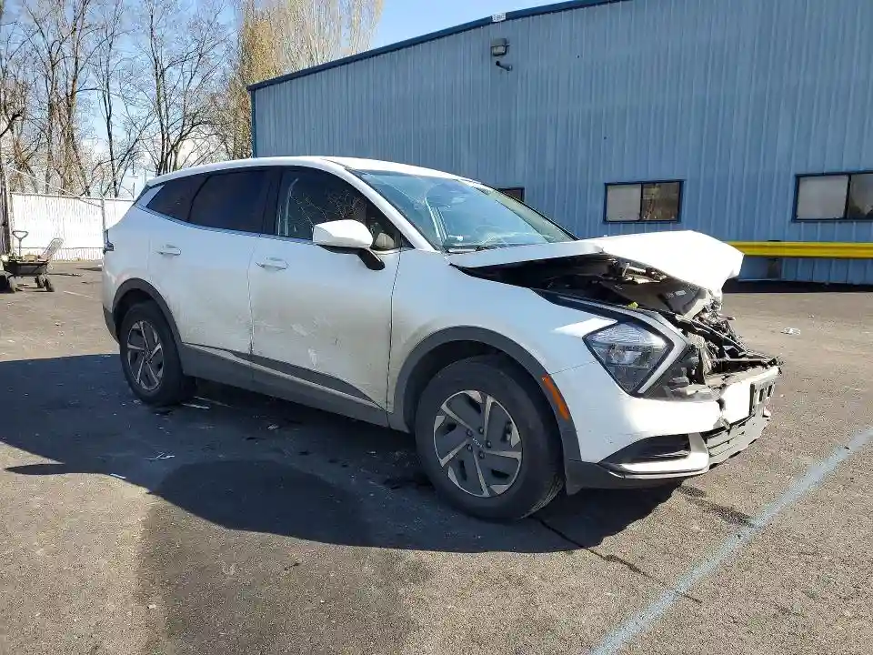 KNDPUCAGXP7063253 2023 KIA SPORTAGE-3