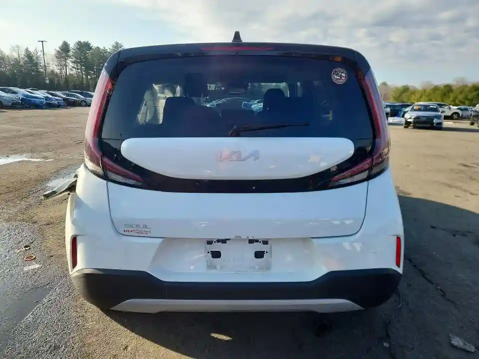 KNDJ23AU5R7225889 2024 KIA SOUL-5