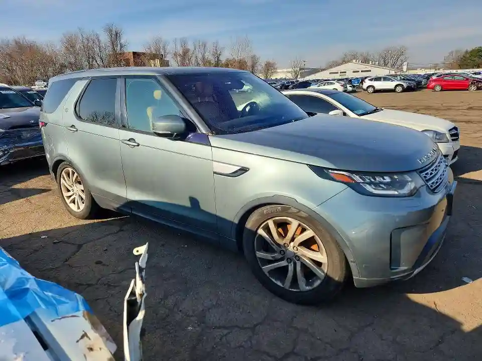 SALRRBBV3HA037401 2017 LAND ROVER DISCOVERY-3