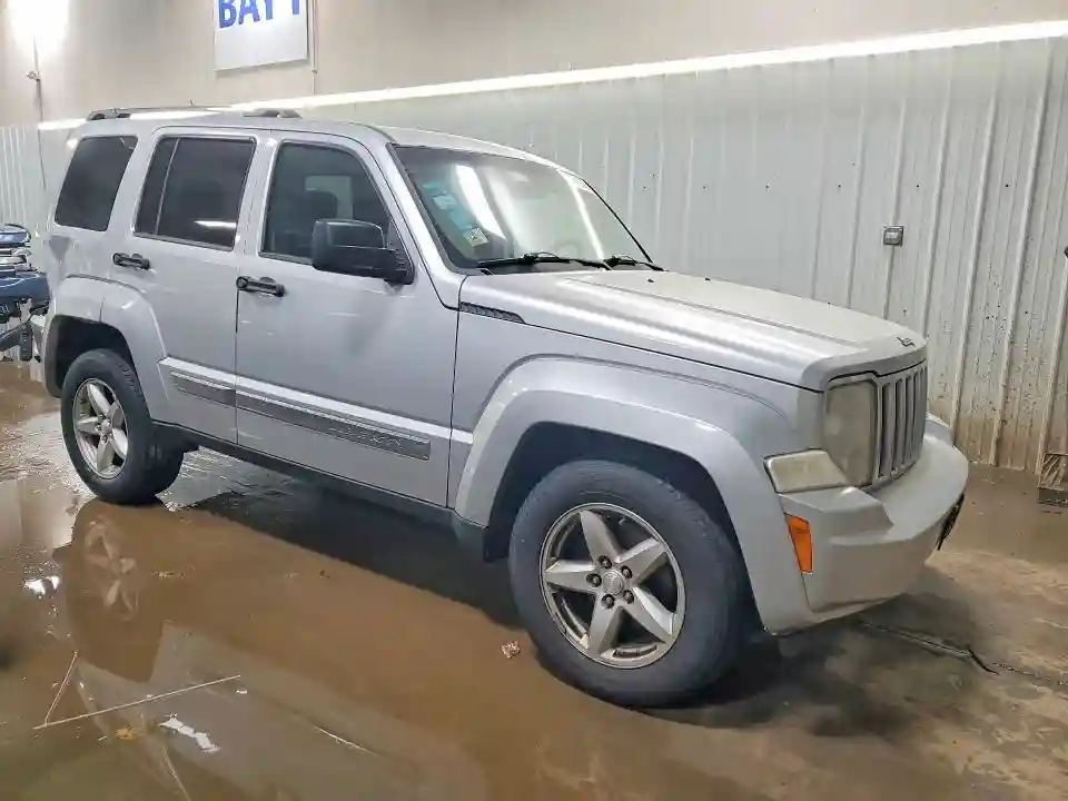 1J4PN5GK6AW139191 2010 JEEP LIBERTY-3