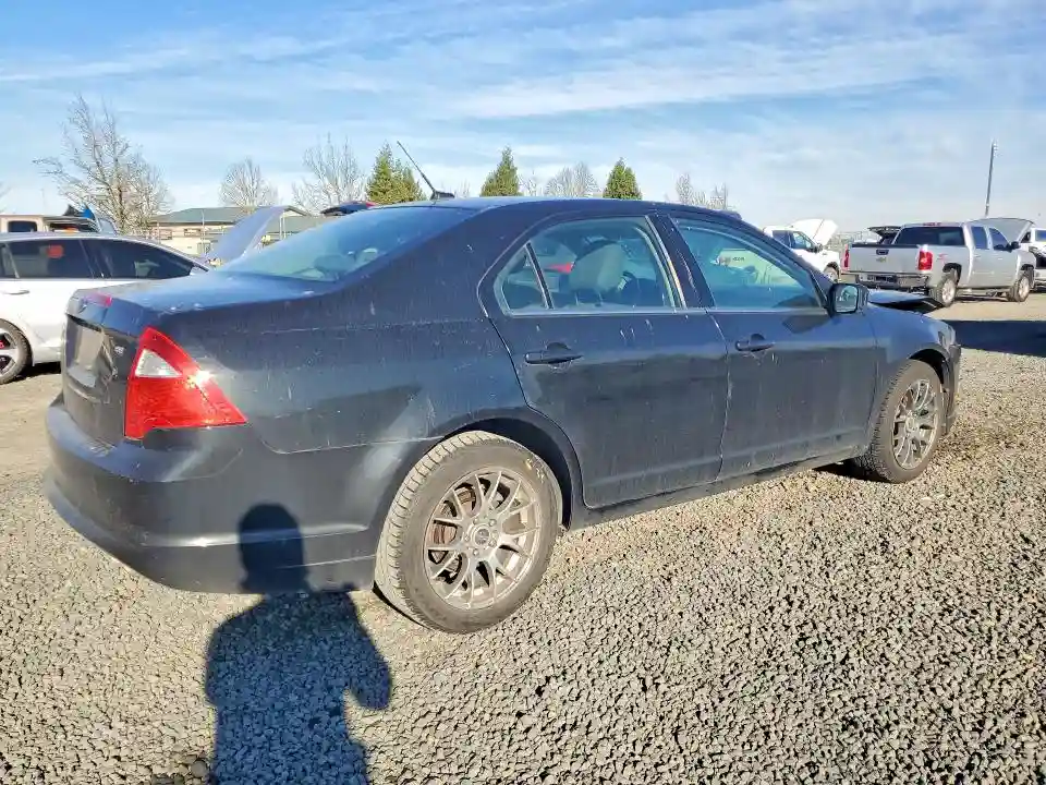 3FAHP0HA6AR305943 2010 FORD FUSION-2