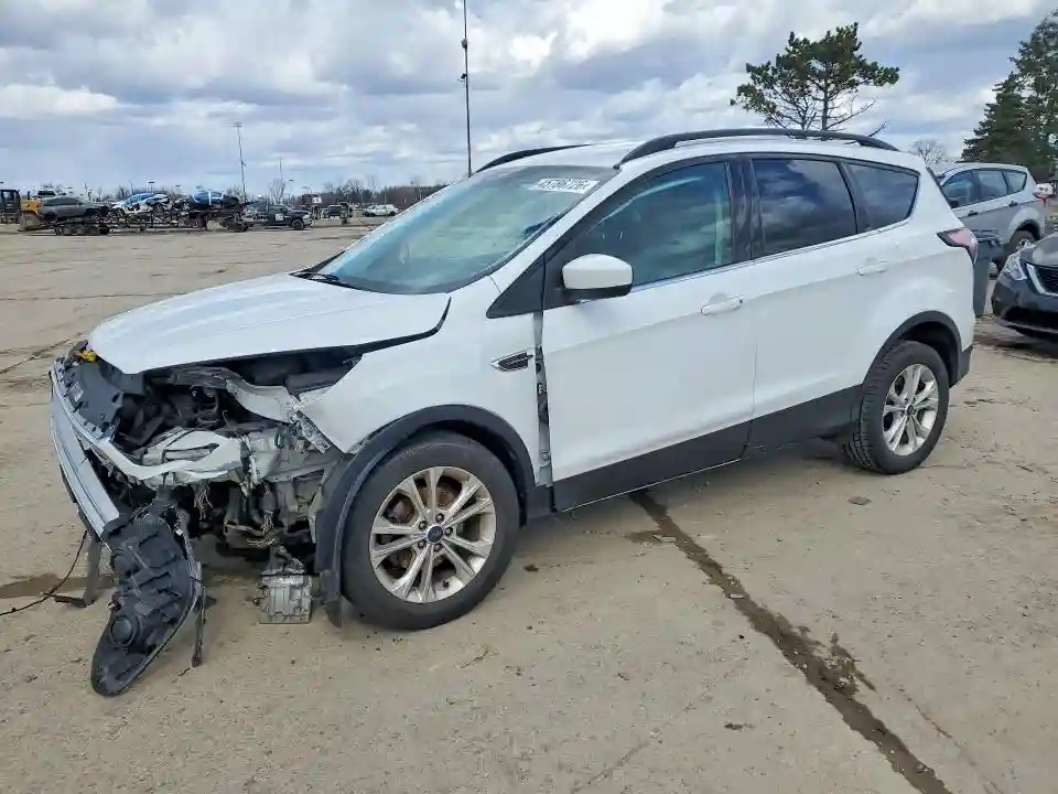 1FMCU0GDXJUA08882 2018 FORD ESCAPE-0