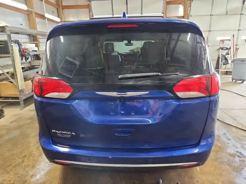2C4RC1BG3LR285687 2020 CHRYSLER PACIFICA-5
