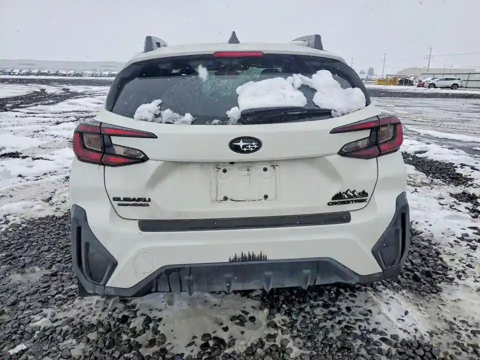 JF2GUHDC0S8213963 2025 SUBARU CROSSTREK-5
