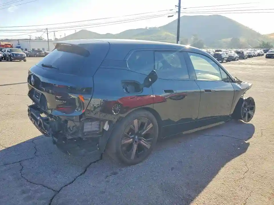 WB523CF04RCN52035 2024 BMW IX XDRIVE5-2