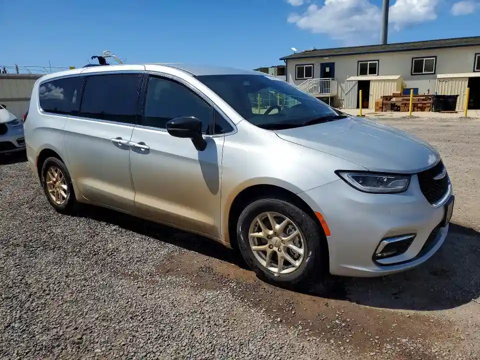 2C4RC1BG0TR183036 2026 CHRYSLER PACIFICA S-3