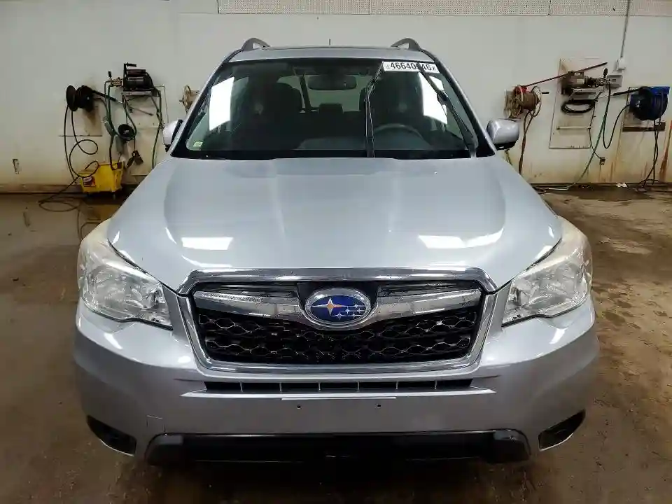 JF2SJAGC2FH554132 2015 SUBARU FORESTER-4
