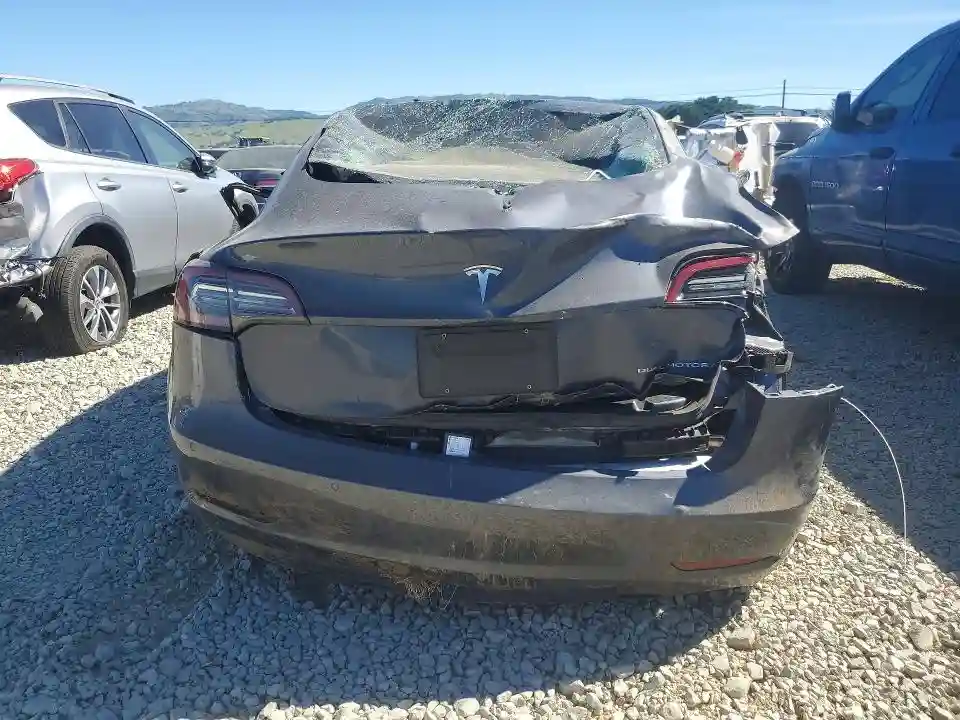 5YJ3E1EB5NF204834 2022 TESLA MODEL 3-5
