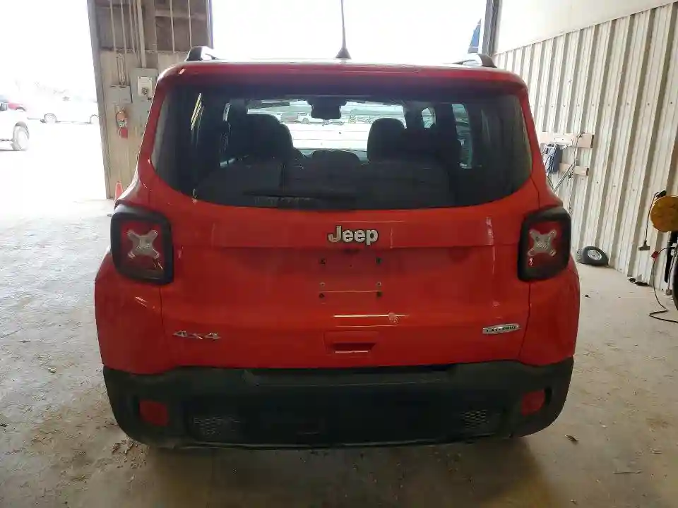 ZACCJBBB6JPH67822 2018 JEEP RENEGADE-5