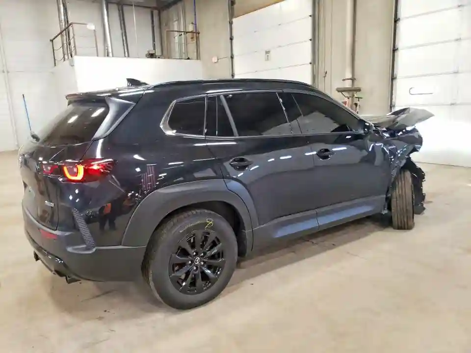 7MMVAADW4SN137083 2025 MAZDA CX-50-2